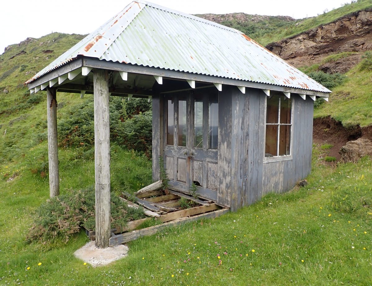 Scottish Islands Gometra sunhouse