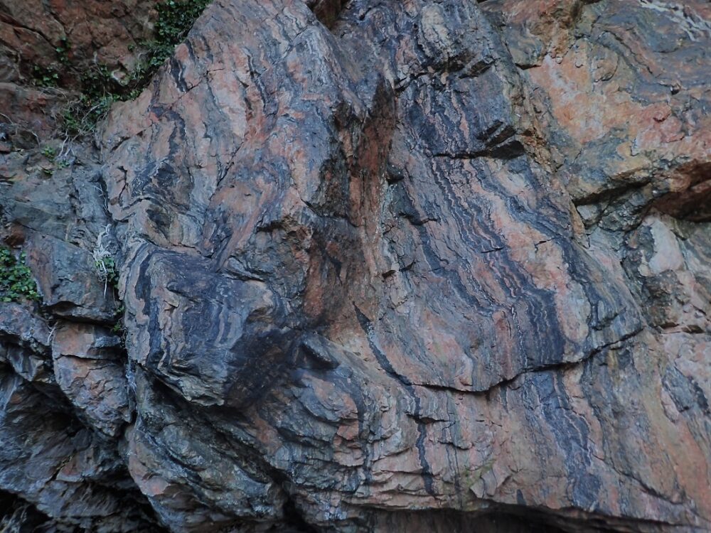 Geology rocks on island of rona